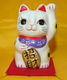 Lucky Cat with Left Hand Up