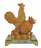 Rubber Finished Golden Rooster Statue with Pineapple